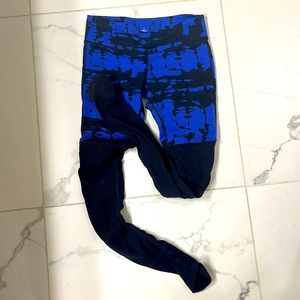 Alo Yoga tie dye leggings